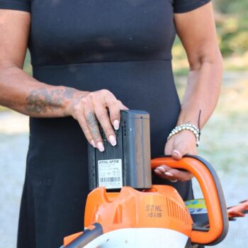 tagliasiepi-a-batteria-stihl-hsa-86-2